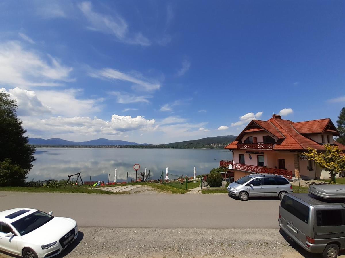 O.W. Mega Nad Jeziorem Żywiec Exteriér fotografie